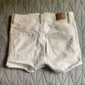 Size 00 American Eagle white short shorts